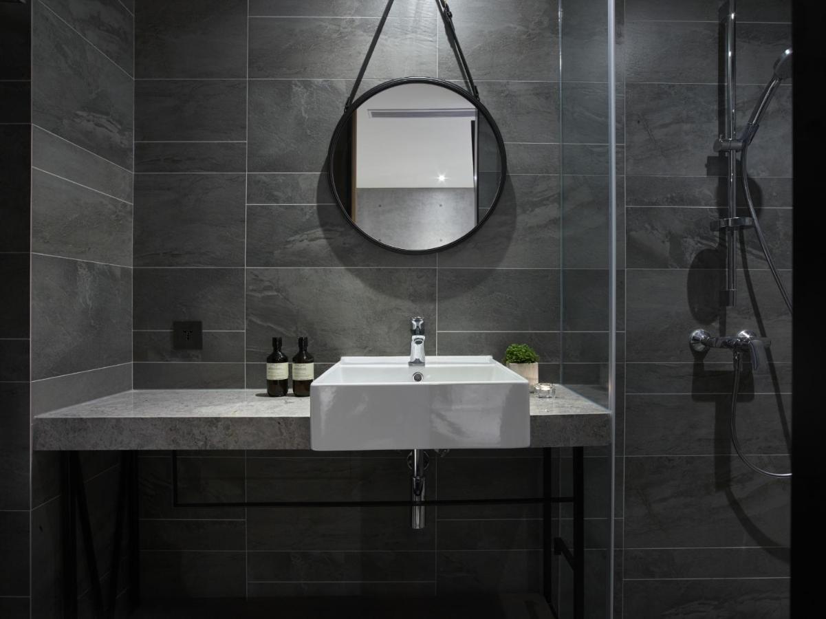 Monka Hotel Taipei Bagian luar foto